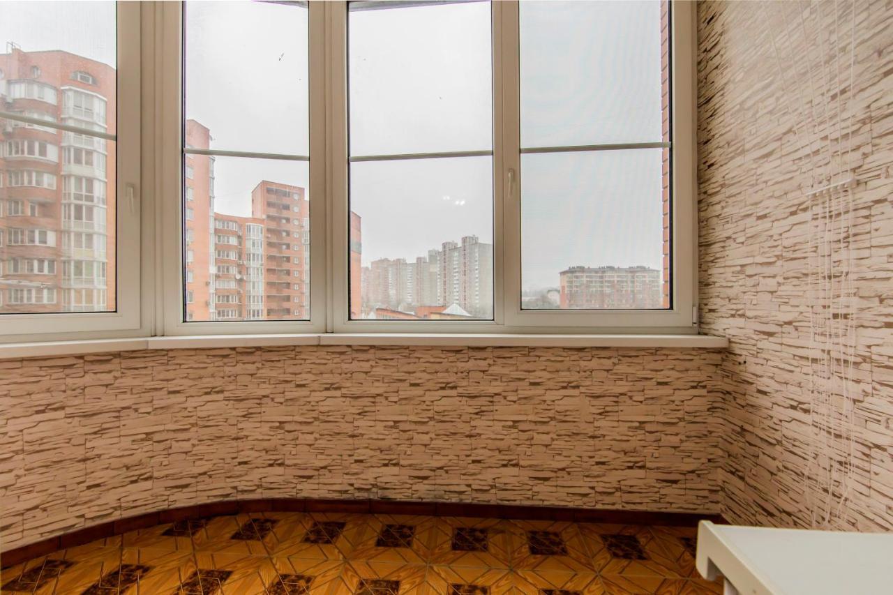 Комфортная Двухкомнатная Квартира Возле Метро Академгородок Kiev Eksteriør billede